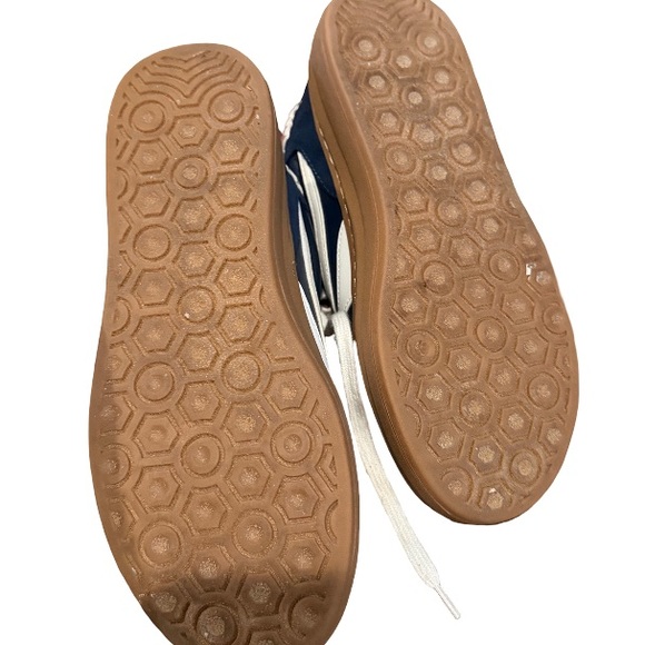 Steve Madden Navy and White Platform Sneakers Size 7.5 - Picture 6 of 6